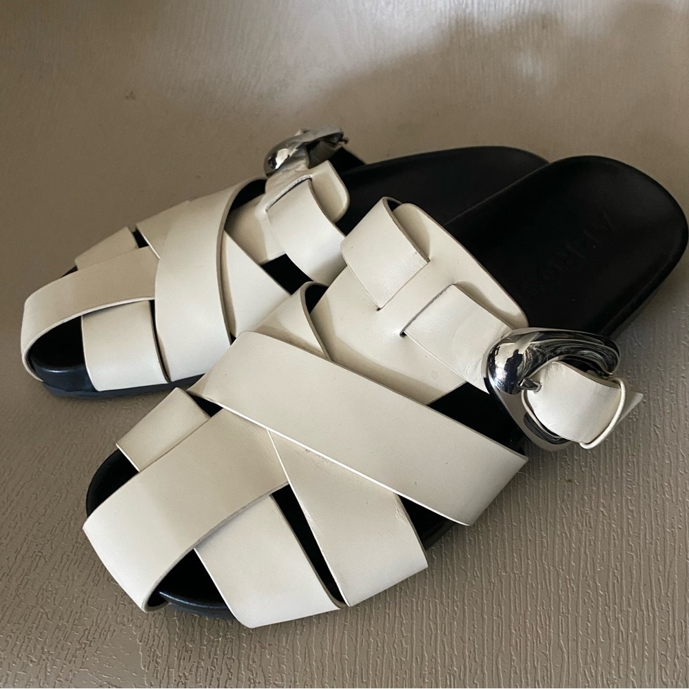 Aerosoles Liberty white leather slip-on mule strap sandals 10m women